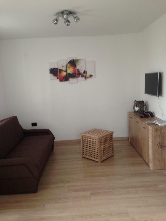 Residence4A-Appartamento Bianco Ravni Exteriör bild